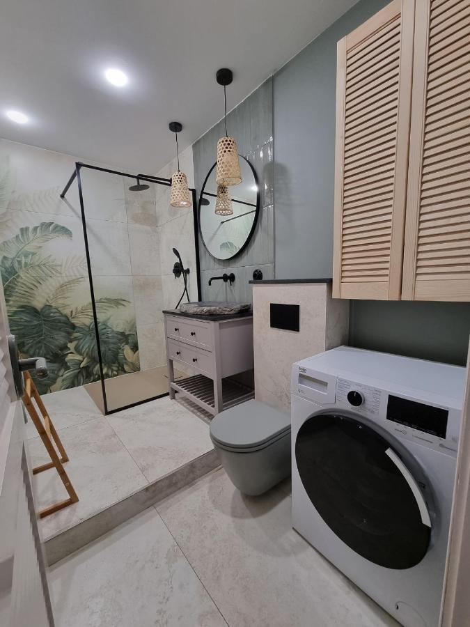 Flamenco Penthouse Sea View & Swimming Pool Leilighet Torrevieja Eksteriør bilde