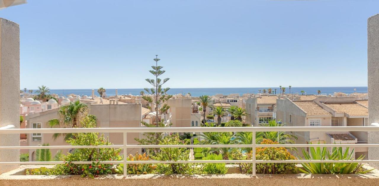 Flamenco Penthouse Sea View & Swimming Pool Leilighet Torrevieja Eksteriør bilde